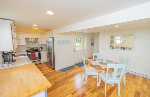 Barrington House | Barrington Waterfront Cottage w/Yard & Dock