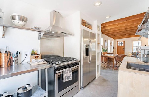 Barrio Viejo Apartment | Barrio Retreat - Historic 1900 Studio Adobe Downtown