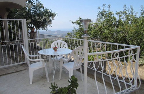Occhiatana Apartment | BAS DE VILLA in Haute-corse village (20mn from L 'ILE ROUSSE)