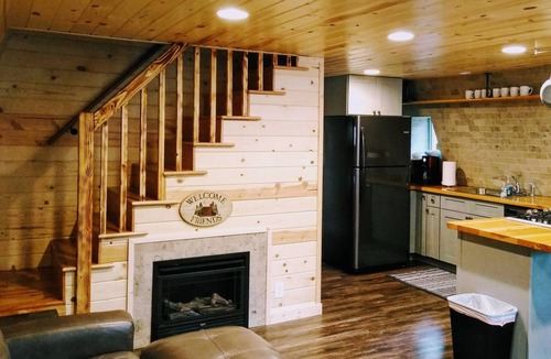 Island Park House | Basecamp @ Island Park - Completely renovated - 25 min to Yellowstone