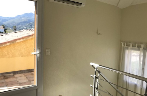 Furiani House | BASTIA Sud Villa Duplex T4 118 m2 air-conditioned 2 bathrooms close to the sea.