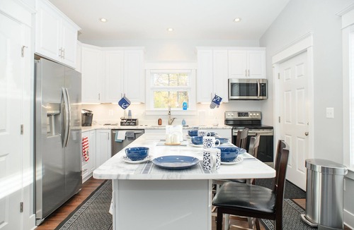 Hillsmere Shores House | Bay Ridge house by Quiet Waters Park, Thomas Point Park