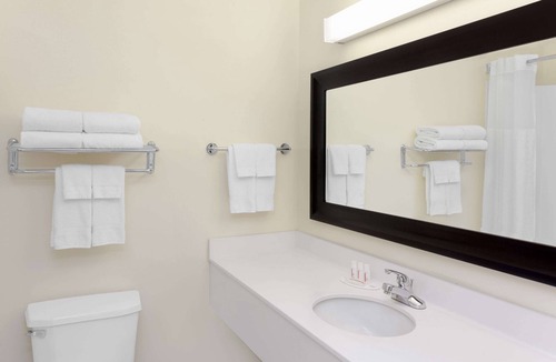 Fort Wayne Hotel | Baymont by Wyndham Fort Wayne