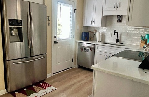 Bayview House | Bayview Beacon, 2-Bedroom Home, Walk to the Beach