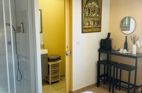 Solaro Bed & Breakfast | Beach access room 250 metres