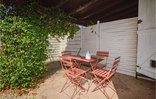 Venzolasca House | Beach Front Home In Venzolasca With Wifi