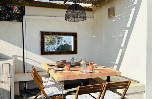 Marine de Saint Ambroggio House | Beach house on the water. Marine de Sant ambroggio