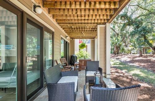 Tarpon Pond Condo | Beach Retreat- Bikes, Golf, Pickleball, Tennis & Equestrian - 2 bed 2bath villa