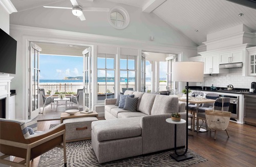 Coronado Resort | Beach Village at The Del, LXR Hotels & Resorts