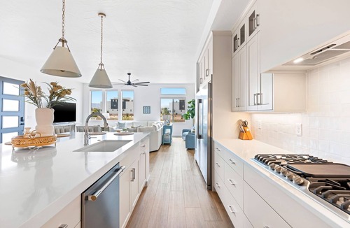 St. George House | Beachcomber Bliss: Desert Color Lagoon + Beaches
