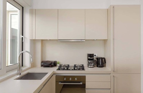 Kropia House | Beachfront Athenian Riviera 4BR 2 Kitchens