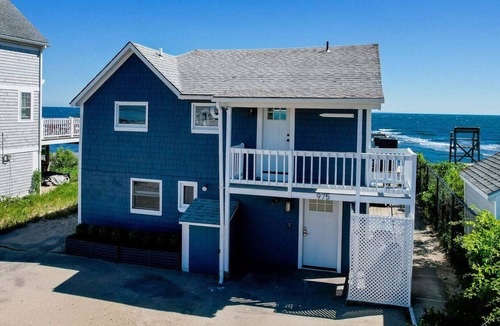 Matunuck House | Beachfront in Matunuck! Newly Renovated!