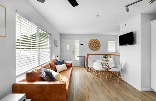 Leucadia House | Beacons Beach Cottage