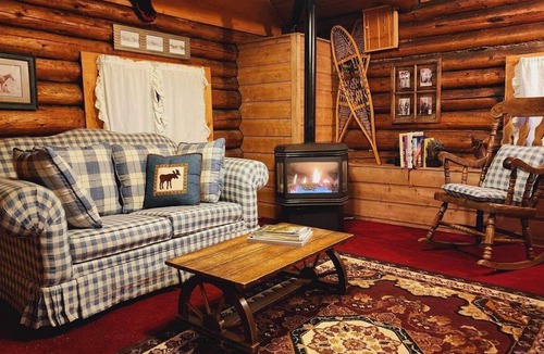 Blacktail Bed & Breakfast | Bear Creek Guest Ranch