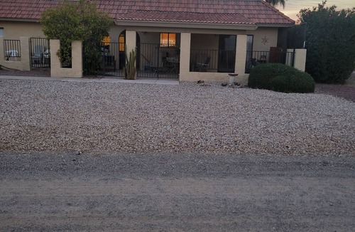 Eleven Mile Corner Condo | Beautiful 2-bedroom 2bath Remodeled Condo 1st fairway in Casa Grande 29-day min