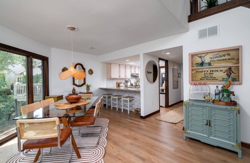 Spinnaker Beachhouses Villa | Beautiful 2BR/2BA Villa! Walk to Beach & Club! Amenity Cards! Dog Friendly!