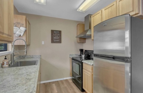Munds Park Cabin | Beautiful 2BR + Loft Retreat in the Pines Close to Sedona & Flagstaff