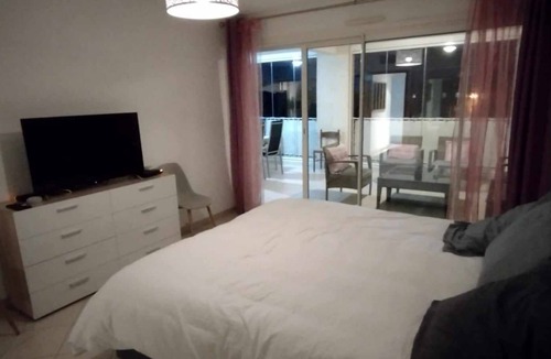 L'Ile-Rousse Apartment | Beautiful air-conditioned apartment in l'ile rousse 15mn walk from town center and beach