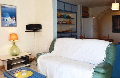 Serra-di-Ferro Apartment | Beautiful apartment in Serra di Ferro with WiFi