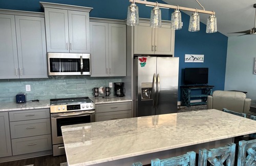 Murraysville Cottage | Beautiful Brand New 2 Bedroom 2 Full Bath Cottage! Close to Beaches and city