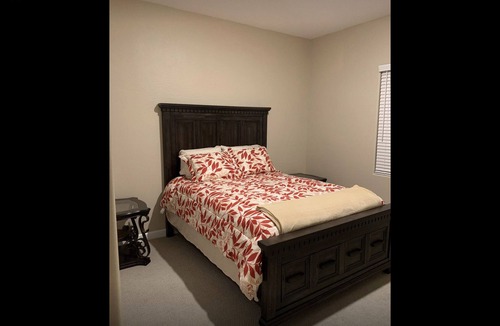 Buckeye House | Beautiful Guest suite
