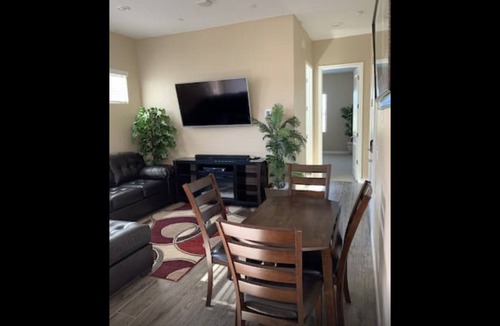 Buckeye House | Beautiful Guest suite