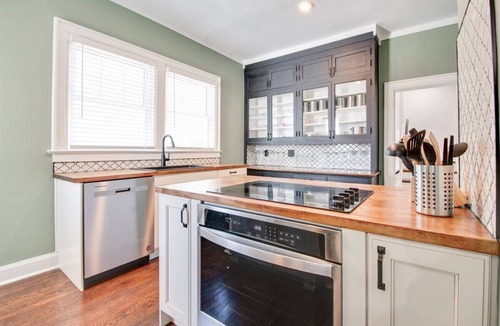 Hamilton House | Beautiful Historic Henry Jacoby Residence