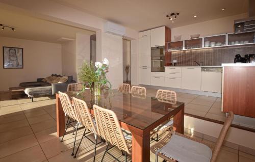 Vico House | Beautiful Home In Sagone