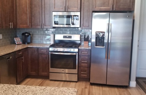 La Verkin House | Beautiful Home near Zions with PRIVATE POOL, GAZEBO and GARAGE