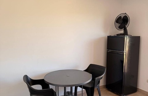 Orcino Apartment | Beautiful one-bedroom apartment in a house with a view of the sea, a 5-minute walk from the beach.