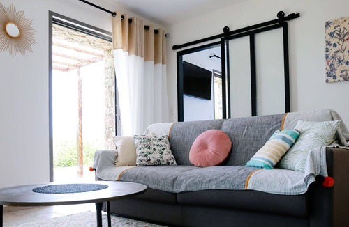 Farinole House | Beautiful private villa for 3 people with private pool, WIFI, A/C, TV, patio and parking