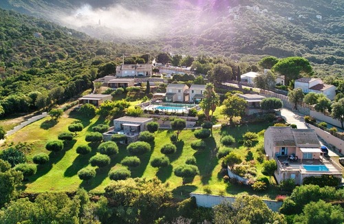 Farinole House | Beautiful private villa for 3 people with private pool, WIFI, A/C, TV, patio and parking