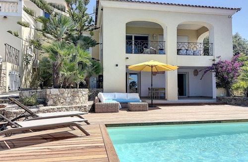 L'Ile-Rousse House | Beautiful sea view villa with pool - near Ile Rousse