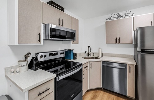 Beaver Condo | Beautiful Ski-in/Ski-out Condo Located On The Eagle Point Resort! by RedAwning