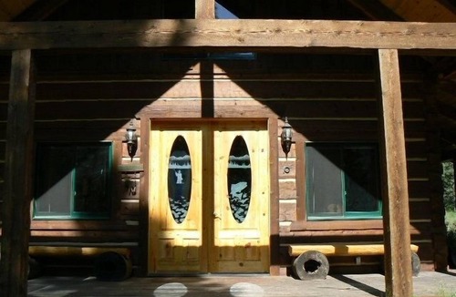 St. Regis Cabin | Beautiful Sloway Cabin by the Clark Fork River