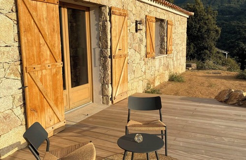 Sari-d'Orcino House | Beautiful Stone house with sea view in Corsica