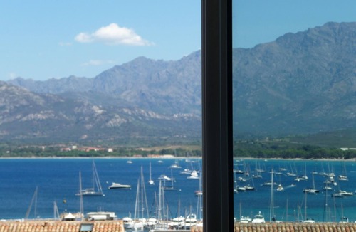 Calvi Apartment | BEAUTIFUL STUDIO with 180 ° view of the CALVI golf course