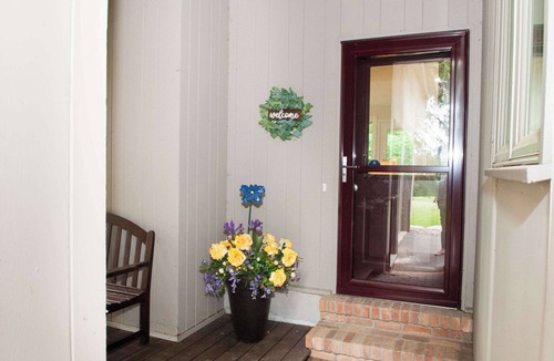 Skaneateles House | Beautiful Sunsets, Lake view. 1.5 miles to Village