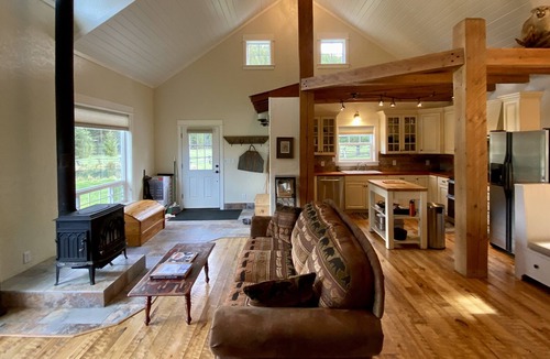 Thompson Falls House | Beautiful Trout Creek Getaway on 200 Private Acres