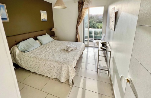 Monticello Villa | Beautiful villa 10 min walk from Ile Rousse