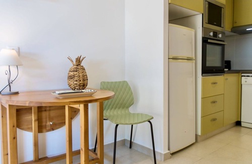 Tarcu House | Beautiful villa for 6 guests with pool, A/C, WIFI, TV and terrace