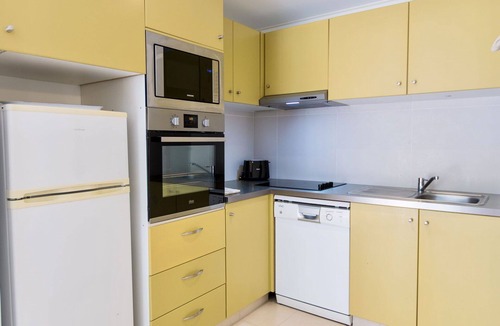 Tarcu House | Beautiful villa for 6 guests with pool, A/C, WIFI, TV and terrace