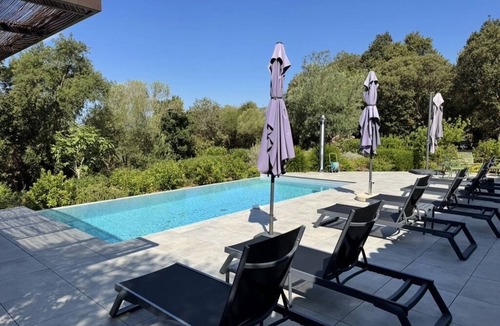 Figari House | BEAUTIFUL VILLA NESTLED IN THE MAQUIS SWIMMING POOL LARGE TERRACE AND PETANQUE COURT