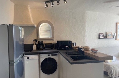 Lecci Apartment | Beautifully furnished flats with sea view