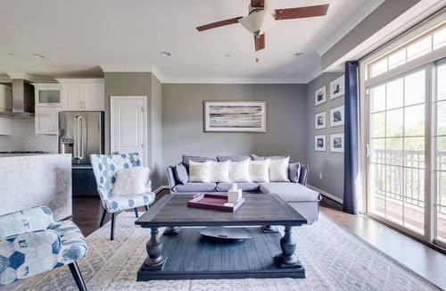 Richmond House | Beautifully furnished, spacious townhome!