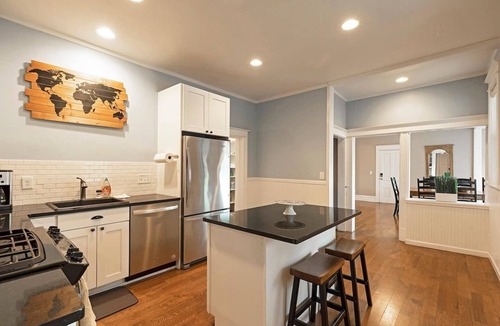 Westside House | Beautifully updated 1920's Home near Downtown