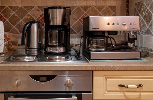 Murato Bed & Breakfast | Bed and Breakfast 'Stella' with Shared Pool, Wi-Fi and Air Conditioning