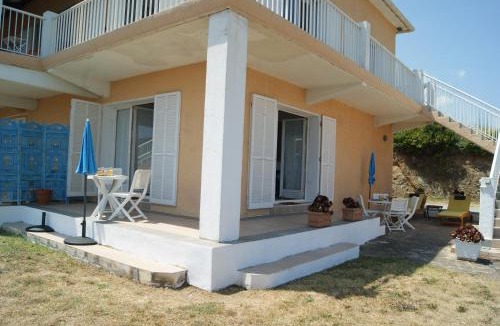 Santa-Severa Apartment | Bel appartement avec vue sur mer - Les Palmiers