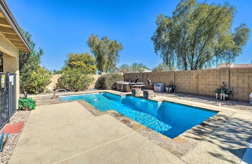 Coolidge House | 'Bella Casa' Coolidge Home w/Pool & Hot Tub!