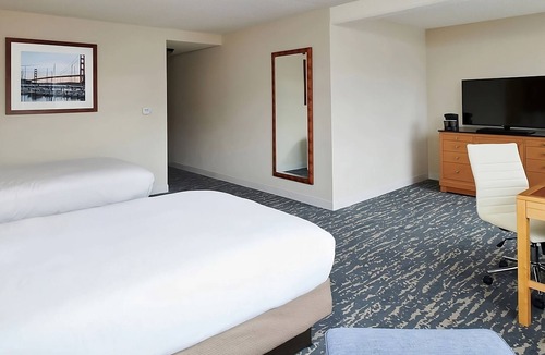 Berkeley Hotel | Berkeley Marina Stay near San Francisco Bay & UC Berkeley | 2 Units